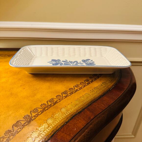 Yorktowne Oval Platter Pfaltzgraff Yorktowne Ivory Blu Basket Weave Bread Platter Serving Tray Folk NEW